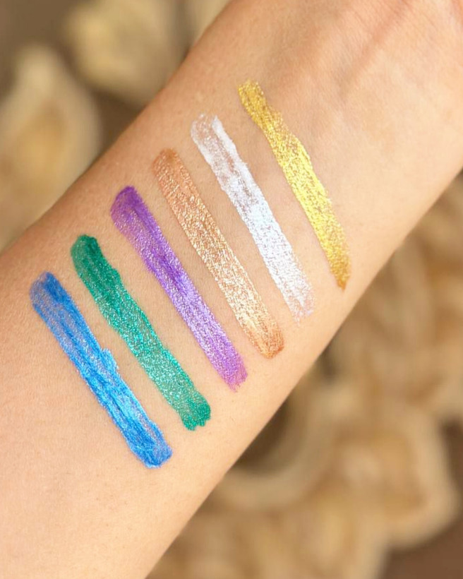 رنگبندی جذاب خط چشم مویی رنگی شاین دار