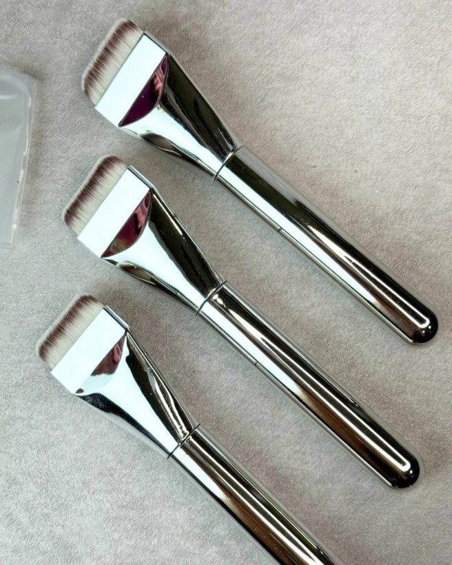 براش نقره ای کرم پودر